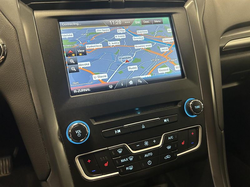 Ford Mondeo (2015) 2.0TDCi Aut Titanium LED 110kW - fotka 8 z 26