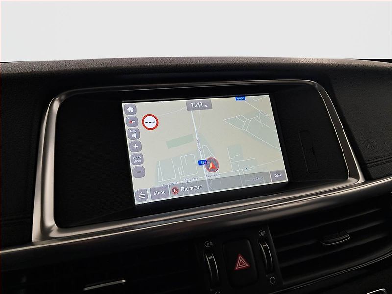Kia Optima (2017) 1.7 CRDI, Automat, Serv.kniha - fotka 17 z 21