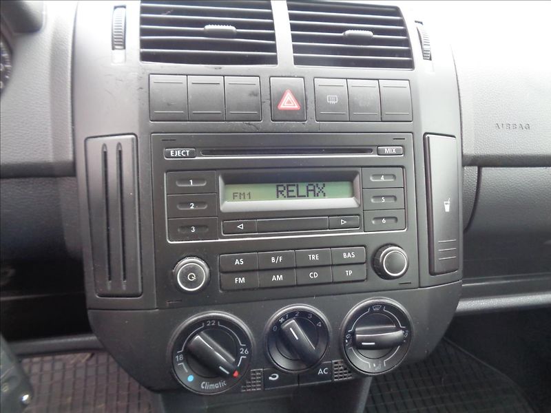 Volkswagen Polo 1,4 - fotka 12 z 16