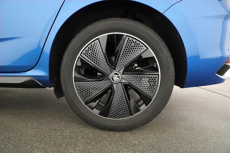 Škoda Scala (2026) 1.0 TSI, MONTE CARLO, AUTOMAT - fotka 20 z 20