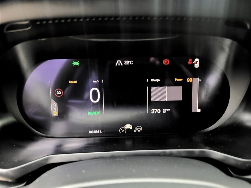 Polestar 2 0,0 300kwAWD,SOH93%,tažné1,5 T - fotka 23 z 50