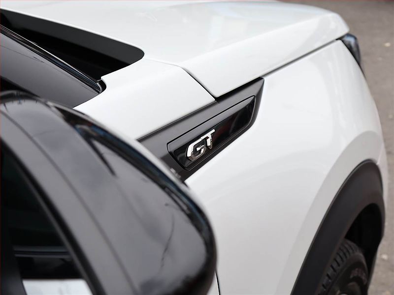 Peugeot 2008 (2021) GT Line 1.2 PureTech, Automat - fotka 22 z 22