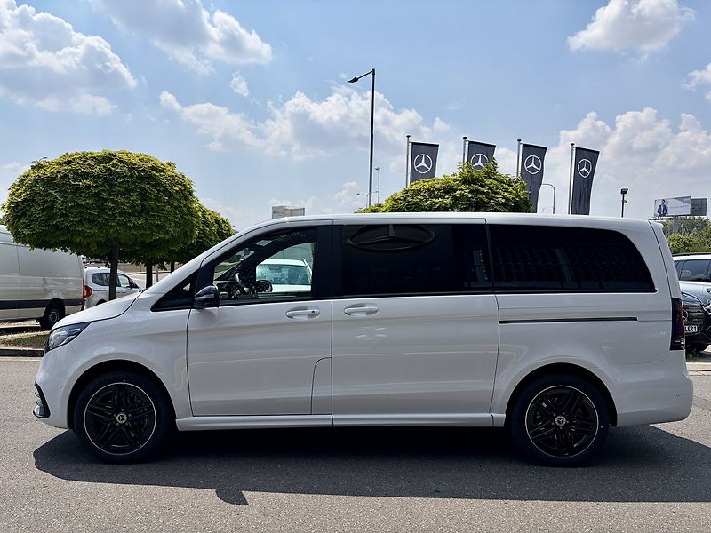 Mercedes-Benz Třídy V (2026) 300d EXCLUSIVE AMG 4M L - fotka 4 z 35