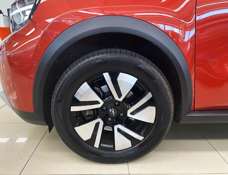 Opel Frontera 1.2 TURBO HYBRID, 1. MAJ., ČR - fotka 23 z 29
