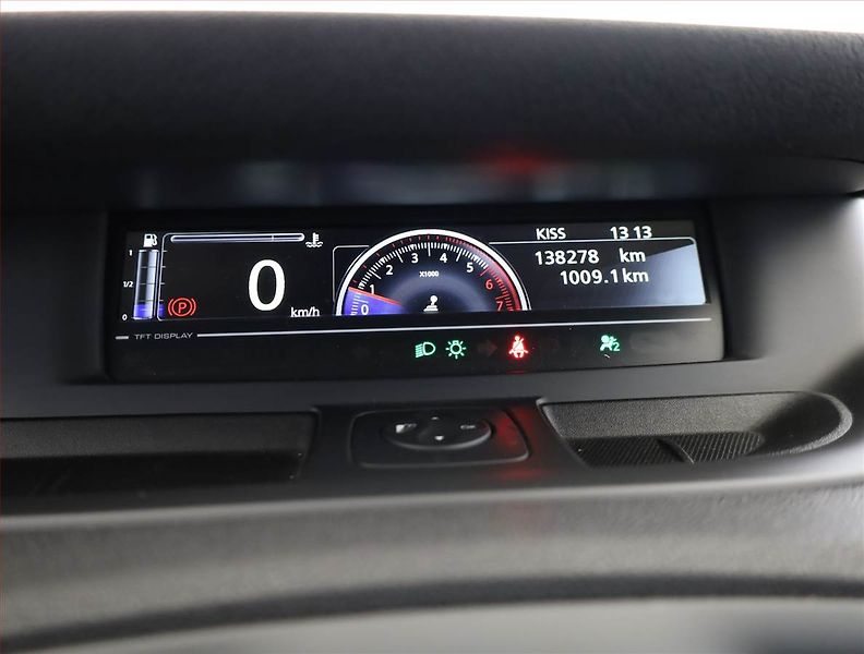 Renault Grand Scénic (2016) 1.2 TCe, Tempomat - fotka 9 z 14