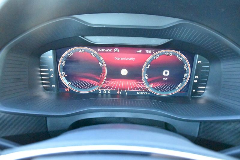 Škoda Kodiaq (2023) Sportline 1.5 TSI 110kW - fotka 16 z 35