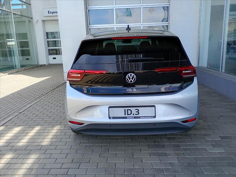 Volkswagen ID.3 (2025) Pro People 150 kW, 59 kWh - fotka 6 z 19