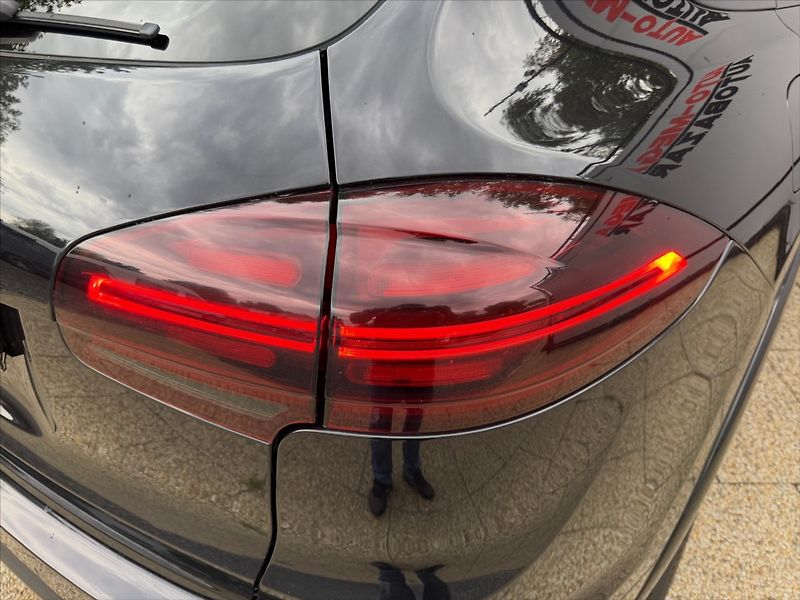 Porsche Cayenne 3,0 TDI  V6 193kW-FACELIFT!! - fotka 33 z 41