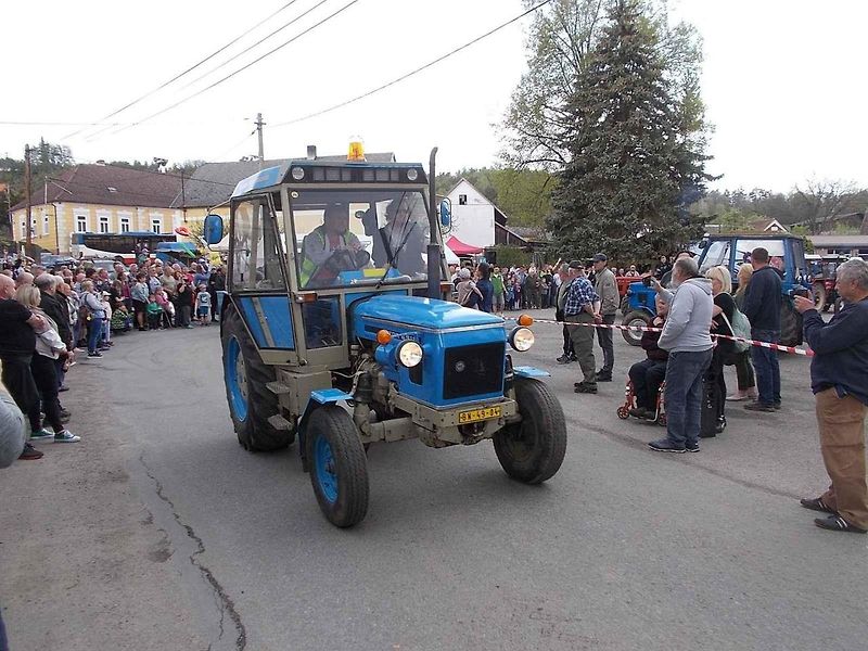 Ze srazu historických traktorů Zetor v Nahorubech.