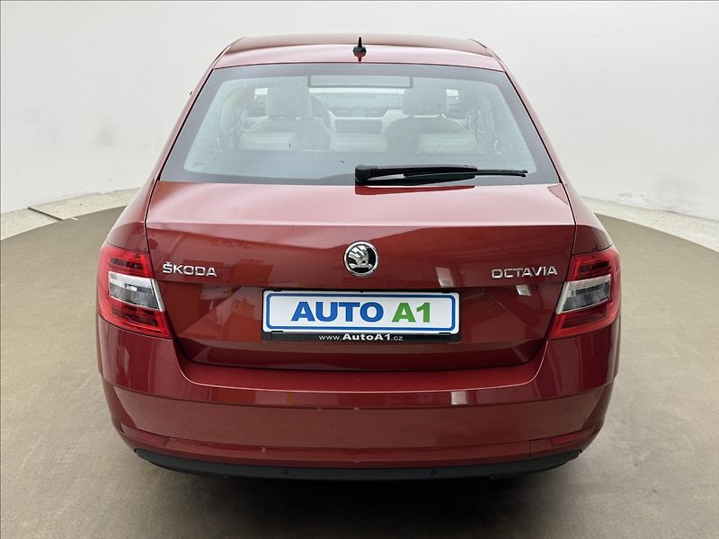 Škoda Octavia 1,4 DSG LED CANTON KŮŽE NAVI - fotka 5 z 44