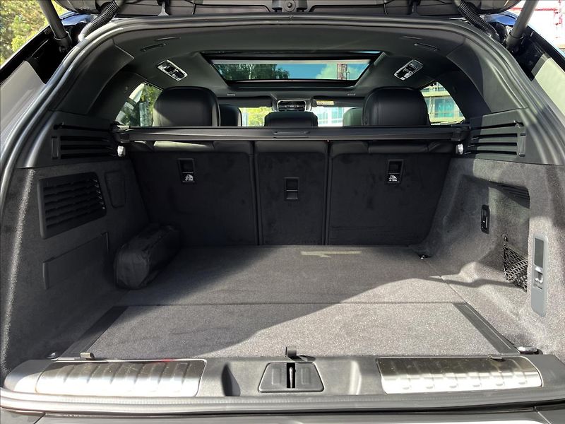 Land Rover Range Rover Sport (2026) 3,0 P460e DYNAMIC SE PHEV - fotka 5 z 38