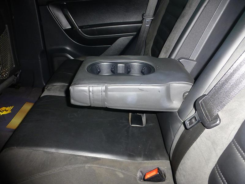 Volkswagen Touareg (2011) 3,0TDI*NAV*PANORAMA*TAŽNÉ 3,5T - fotka 19 z 33