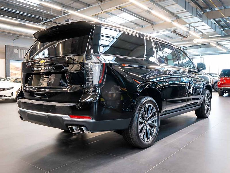 Chevrolet Suburban (2026) 6.2 V8 High Country 2026 - fotka 10 z 47