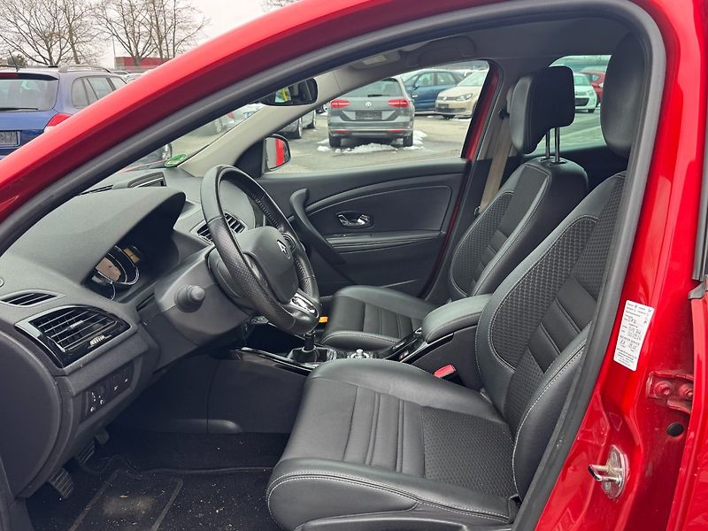 Renault Mégane (2016) 1,6 Dci 96 KW BOSE - fotka 10 z 28