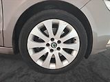 Škoda Superb (2010) 2.0 TDI, Navi, Tempomat - náhled 15