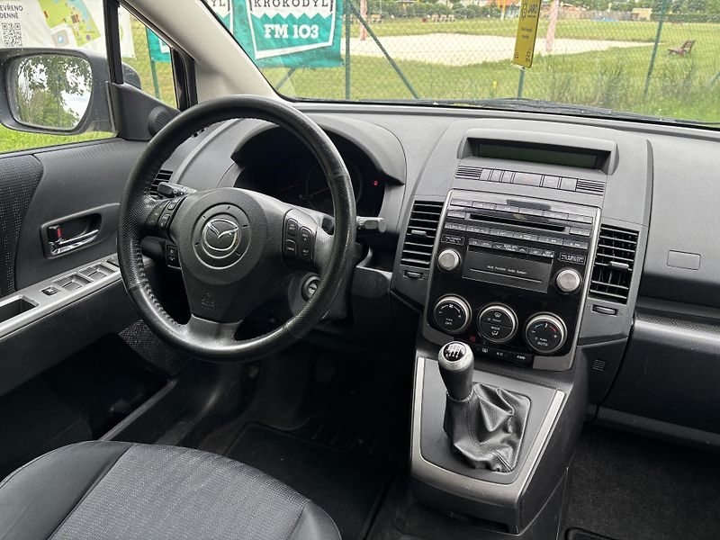 Mazda 5 2.0 Active - fotka 24 z 30