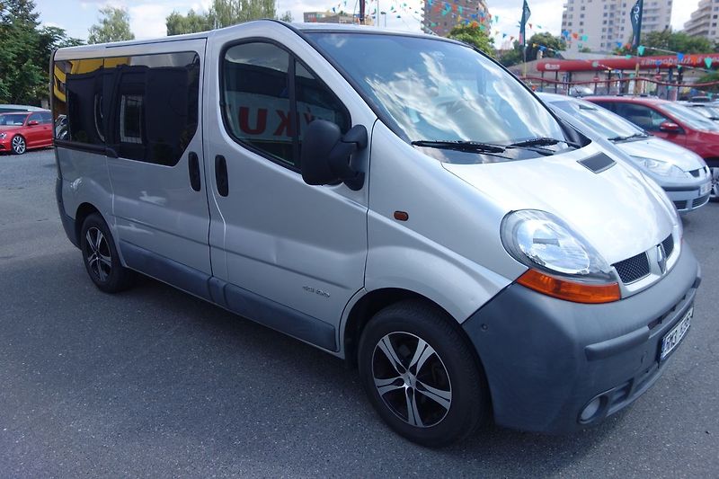 Opel Vivaro 1,9DCi 74 kW 8 míst !! - fotka 7 z 36