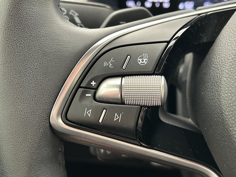 Škoda Scala 1.0 TSI Top selection - fotka 16 z 31