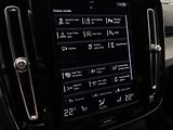 Volvo XC40 B4 MOMENTUM AUT  - náhled 35