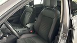 Volkswagen Passat 2.0 TDI DSG Elegance Variant - náhled 15