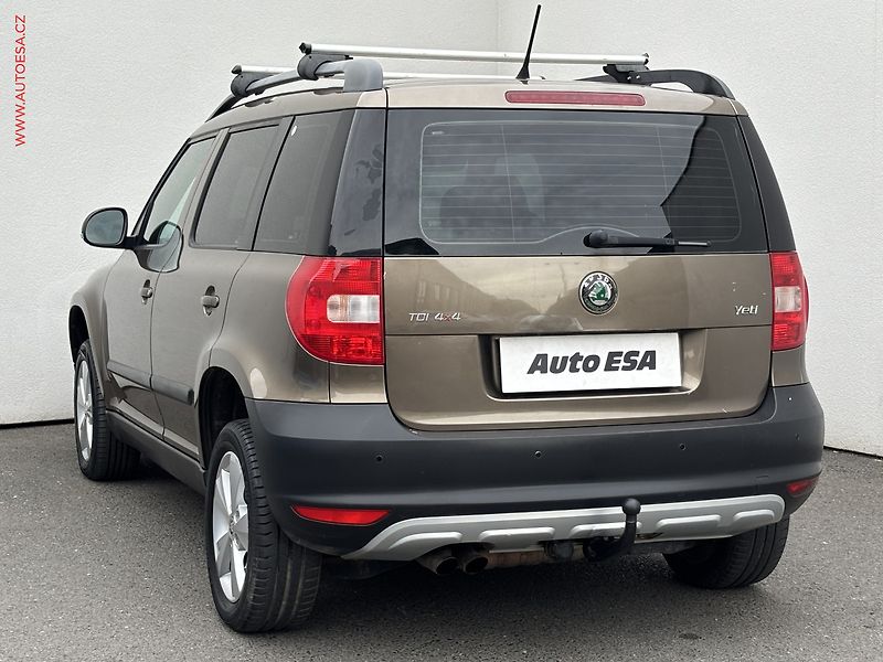 Škoda Yeti (2011) 2.0tdi 4x4, ČR, AC, výhřev - fotka 6 z 16