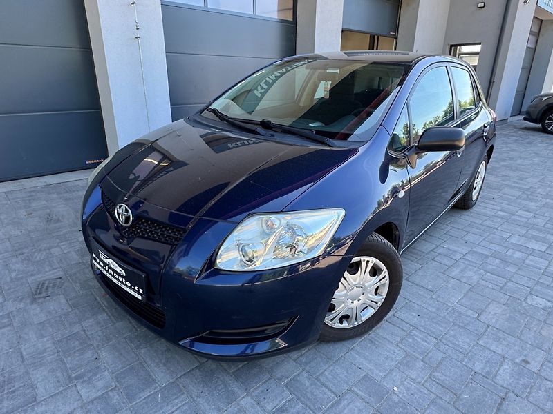Toyota Auris (2009) 1.4 16V Klima - fotka 2 z 28