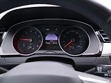 Volkswagen Passat 1,5 TSI DSG Business CZ DPH - náhled 14