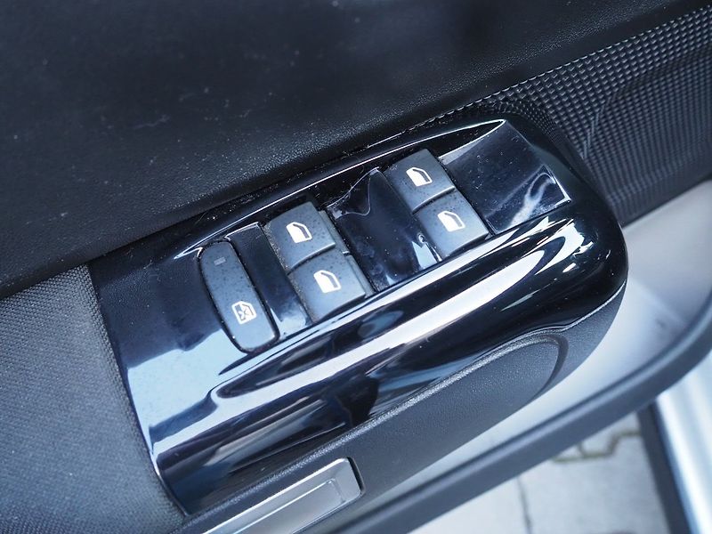Citroën C3 (2017) 1.2 PureTech, Tažné - fotka 20 z 34