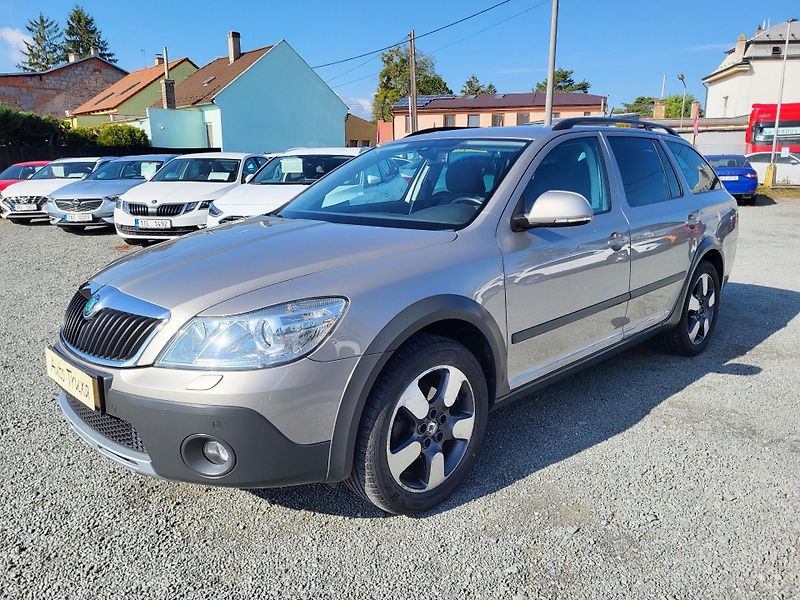 Škoda Octavia 2.0 TDi 103kW SCOUT 4x4 - fotka 1 z 45