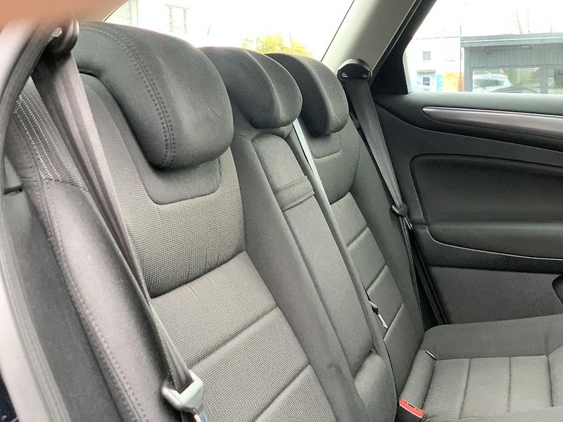Ford Mondeo 2.0TDCi KLIMA ALU PŮVOD ČR - fotka 29 z 43