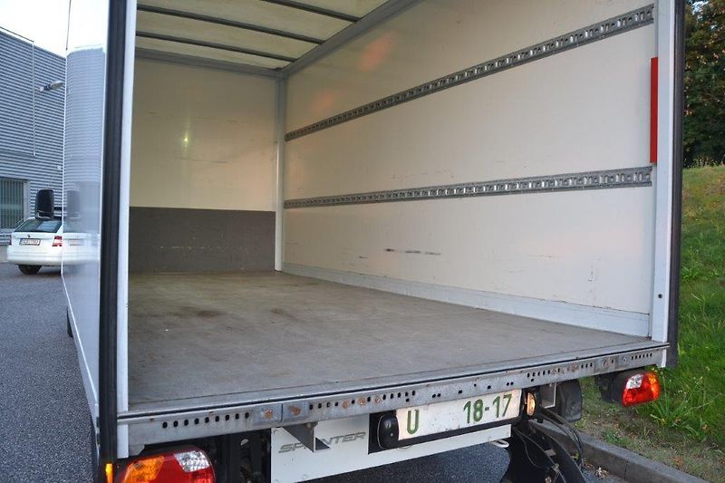 Mercedes-Benz Sprinter 316 hydr. čelo velká výbava  - fotka 17 z 35