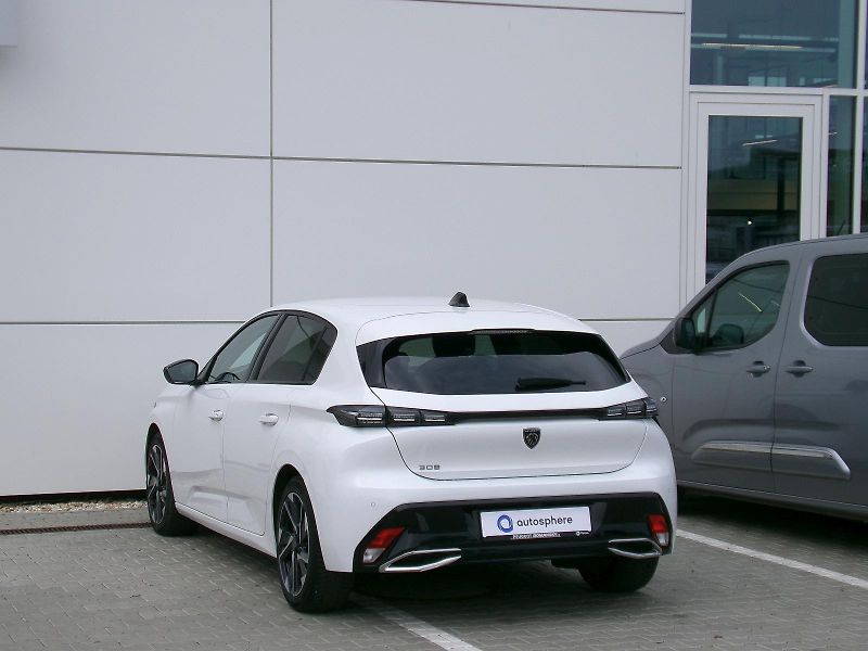 Peugeot 308 ALLURE PACK 1.2 PureTech 96kW - fotka 13 z 14