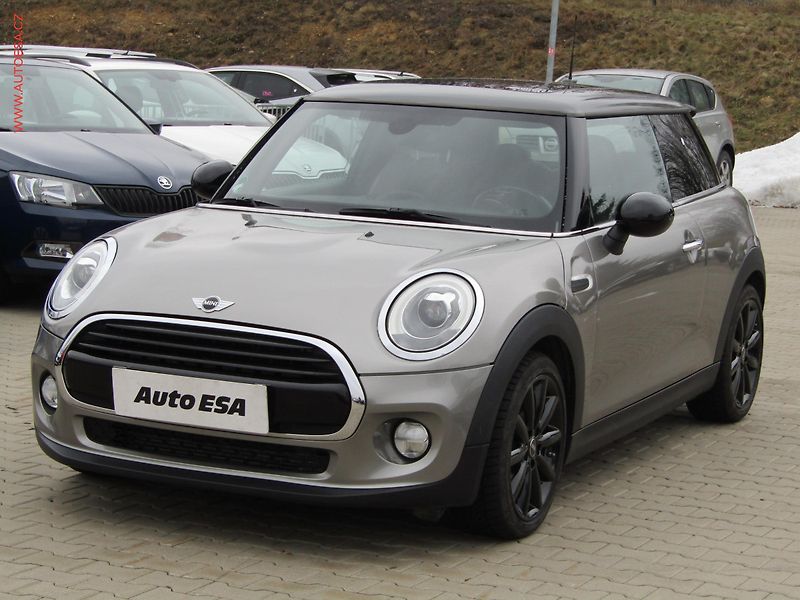 Mini Cooper (2017) 1.5i, LED, výhřev sed. - fotka 3 z 17