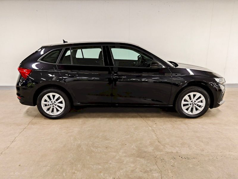 Škoda Scala (2025) 1.0 TSI 85 kW Selection - fotka 21 z 24