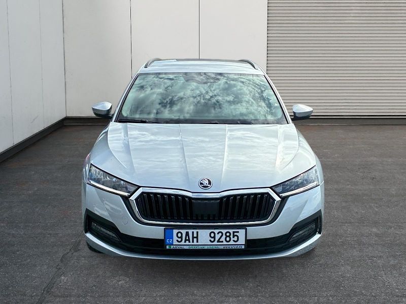 Škoda Octavia (2022) AMBITION 1.5TSI 110kW CZ DPH - fotka 2 z 11