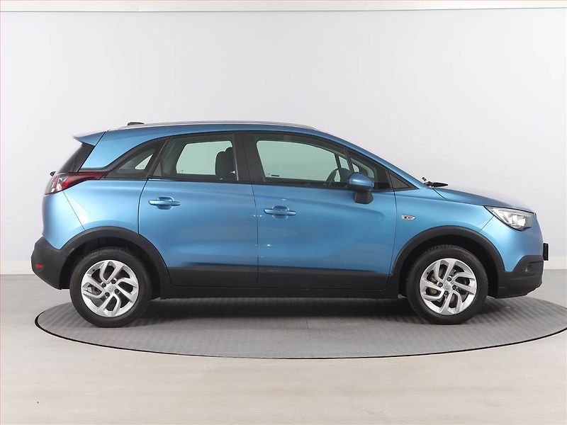 Opel Crossland X (2017) 1.2 Turbo, Serv.kniha - fotka 6 z 18