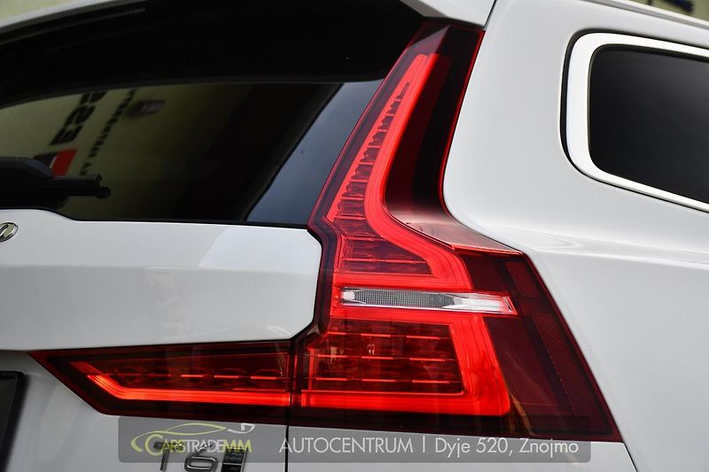 Volvo V60 2,0 T6 186kW PHEV TWIN ENGINE - fotka 51 z 51