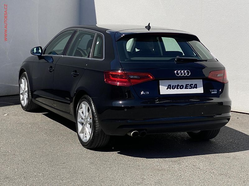Audi A3 (2016) 1.4 TFSi, Bixen, navi, kůže - fotka 6 z 19