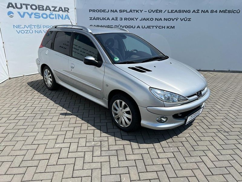 Peugeot 206 (2003) SW 1.6i 80kW QUIKSILVER - fotka 3 z 19