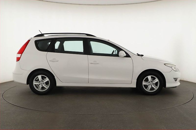 Hyundai i30 (2012) 1.6 CVVT, ČR,1.maj, po STK - fotka 6 z 13