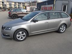 Škoda Octavia 1,5TSi DSG ! NAJ.9600km !!! - fotografie inzerátu
