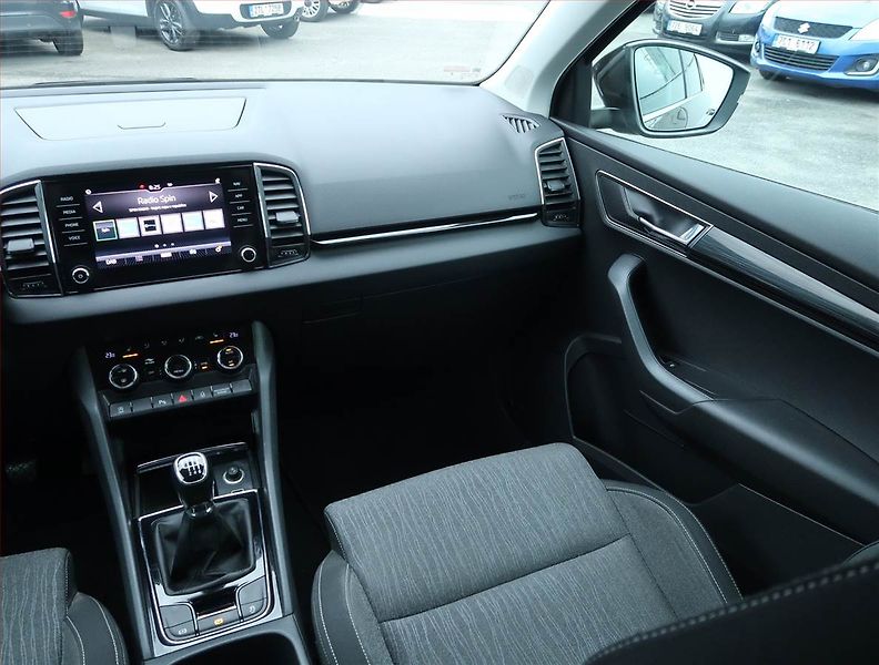 Škoda Karoq (2019) Style 1.6 TDI, Navi, Tempomat - fotka 8 z 22