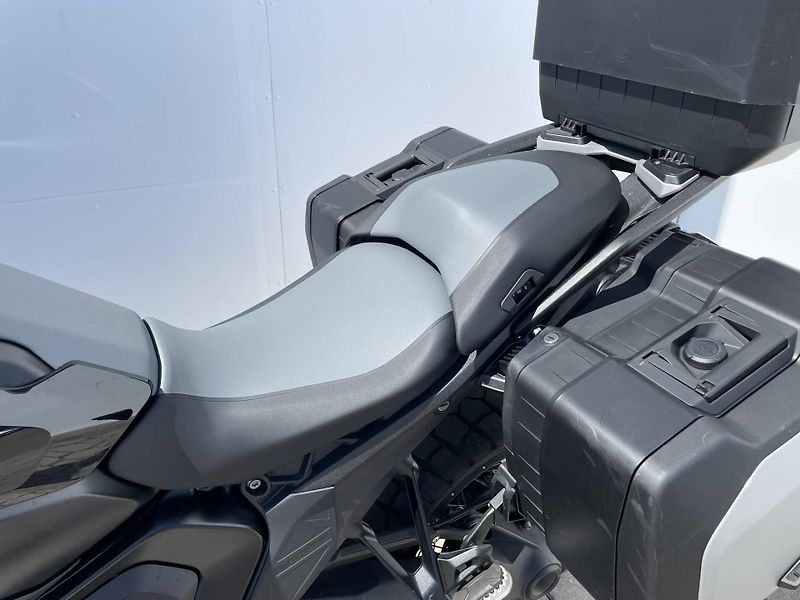 BMW (2026) R 1300 GS - fotka 14 z 17