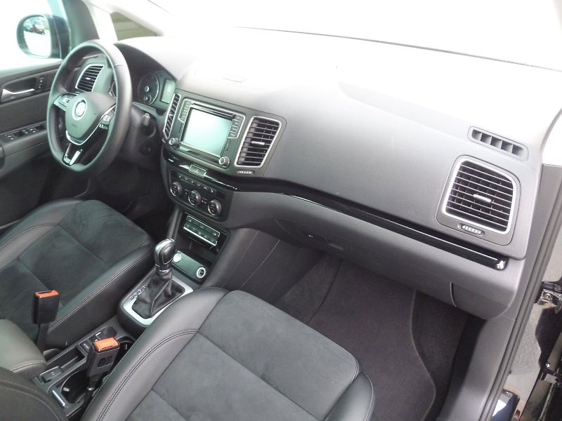 Volkswagen Sharan (2016) Highline 2,0 TDI 135kW DSG 4MO - fotka 8 z 30