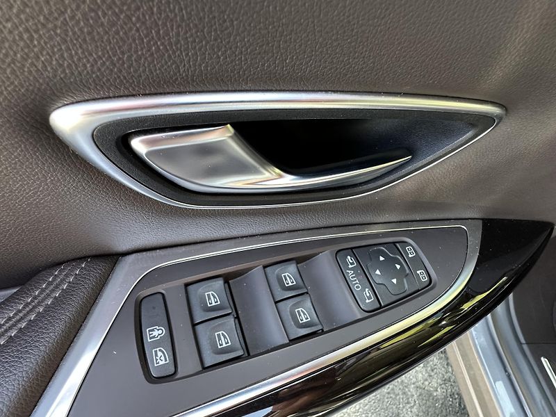 Renault Espace (2016) 1.6DCi/118Kw * 7.Míst *AUTOMAT - fotka 6 z 43