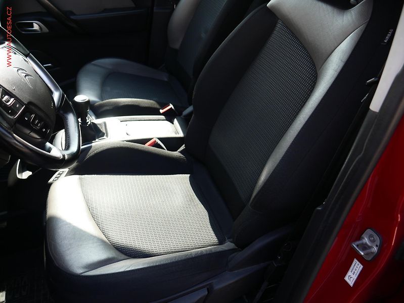 Citroën C4 Picasso (2016) 2.0 HDi, 1.maj,ČR, Klima - fotka 9 z 17