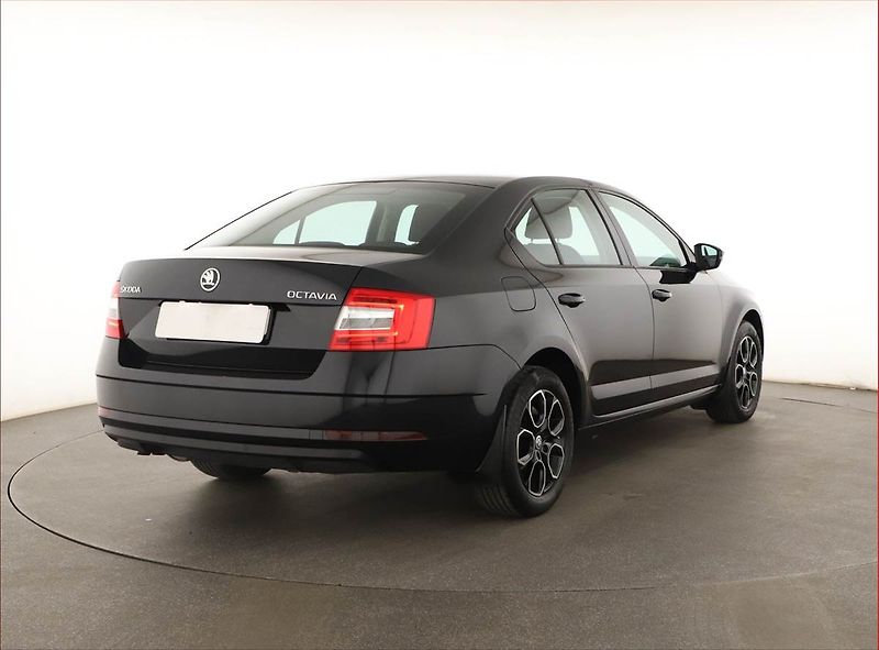 Škoda Octavia (2018) 1.4 TSI, ČR,1.maj, Tempomat - fotka 5 z 14