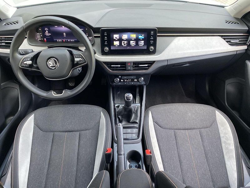 Škoda Kamiq (2024) 1.0 TSI FirstEdition - fotka 5 z 10
