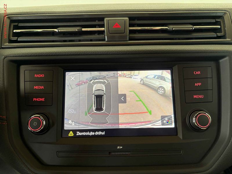 Seat Arona (2021) 1.0TSI, ČR, servis.kniha, DSG - fotka 13 z 17