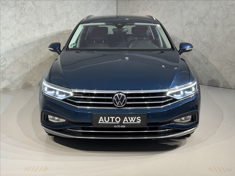 Volkswagen Passat 2,0 TSi  DSG Elegance Virtual - fotka 2 z 47
